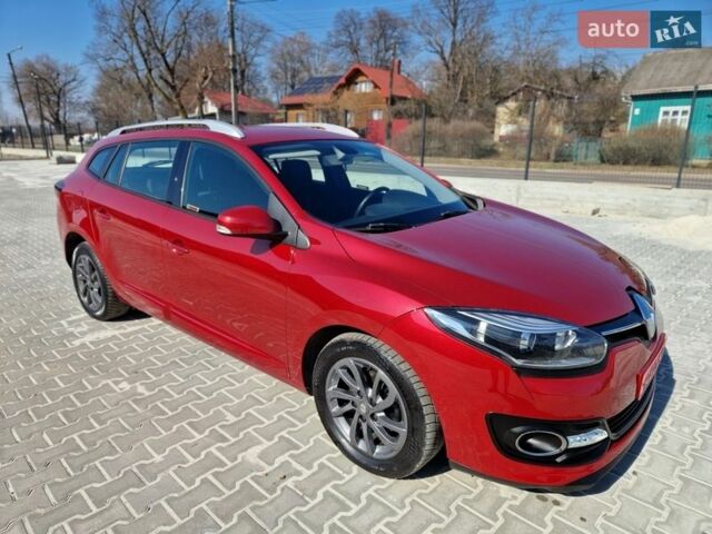 Красный Рено Меган, объемом двигателя 0 л и пробегом 196 тыс. км за 7800 $, фото 1 на Automoto.ua