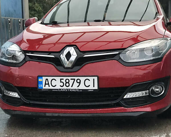 Красный Рено Меган, объемом двигателя 1.46 л и пробегом 241 тыс. км за 8000 $, фото 1 на Automoto.ua
