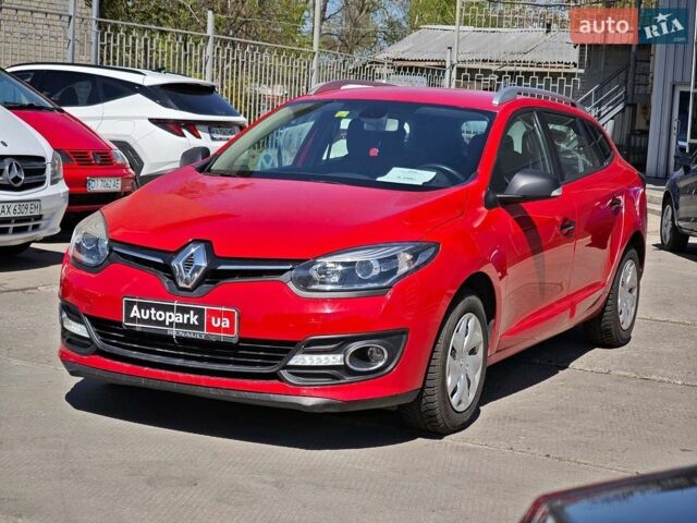 Червоний Рено Меган, об'ємом двигуна 1.5 л та пробігом 198 тис. км за 8890 $, фото 1 на Automoto.ua