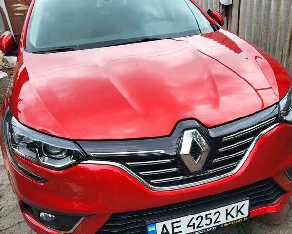 Красный Рено Меган, объемом двигателя 1.46 л и пробегом 190 тыс. км за 15100 $, фото 1 на Automoto.ua