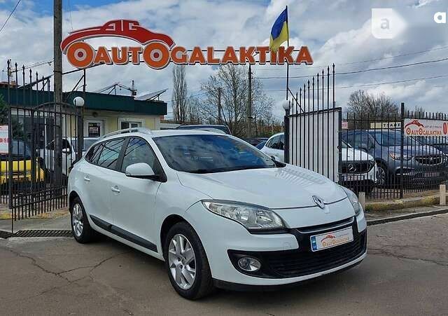 Рено Меган, объемом двигателя 1.5 л и пробегом 239 тыс. км за 8300 $, фото 1 на Automoto.ua