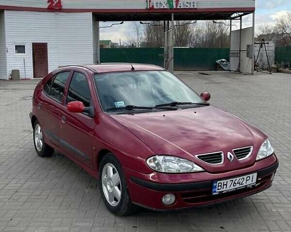 Рено Меган, объемом двигателя 1.6 л и пробегом 256 тыс. км за 2700 $, фото 1 на Automoto.ua