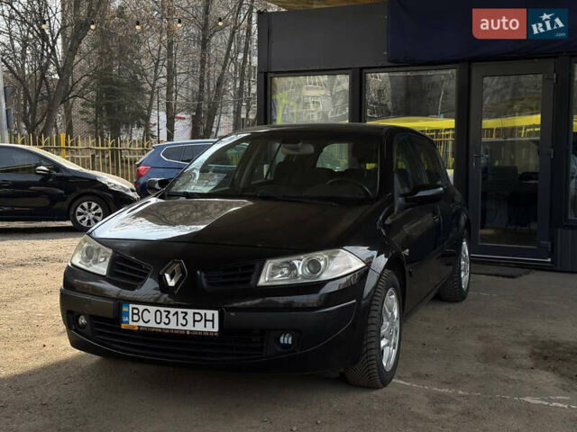 Рено Меган, объемом двигателя 2 л и пробегом 208 тыс. км за 4800 $, фото 1 на Automoto.ua