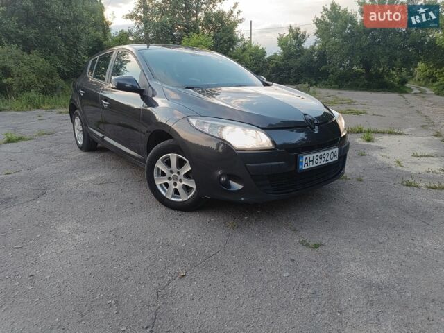 Рено Меган, объемом двигателя 1.6 л и пробегом 198 тыс. км за 7000 $, фото 1 на Automoto.ua