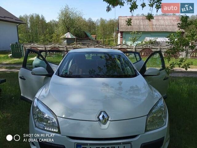 Рено Меган, объемом двигателя 1.6 л и пробегом 172 тыс. км за 6780 $, фото 1 на Automoto.ua