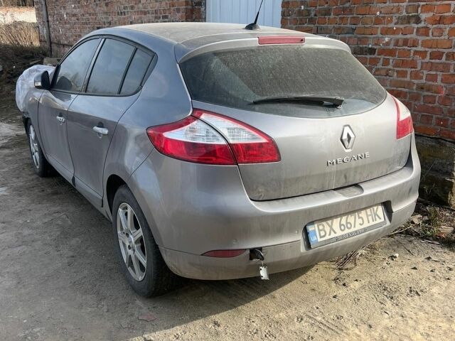 Рено Меган, объемом двигателя 2 л и пробегом 200 тыс. км за 2499 $, фото 1 на Automoto.ua
