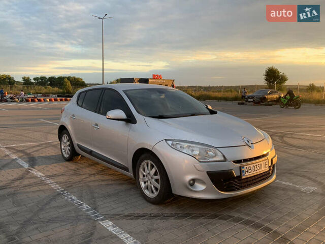 Рено Меган, объемом двигателя 1.5 л и пробегом 191 тыс. км за 7600 $, фото 1 на Automoto.ua