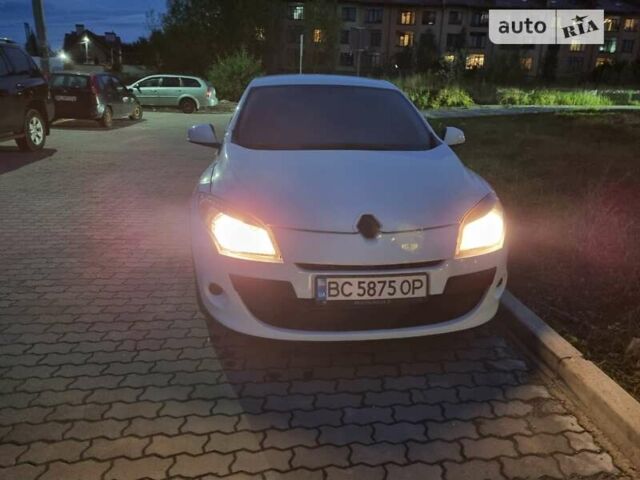 Рено Меган, объемом двигателя 1.5 л и пробегом 220 тыс. км за 5300 $, фото 1 на Automoto.ua
