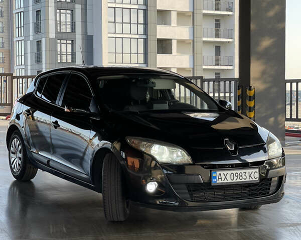 Рено Меган, объемом двигателя 1.5 л и пробегом 218 тыс. км за 6950 $, фото 1 на Automoto.ua