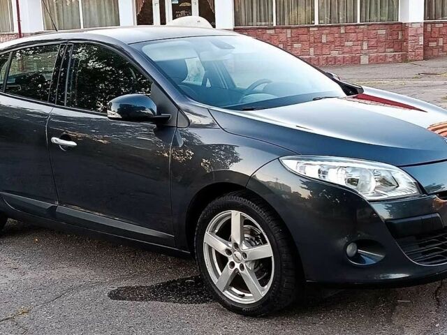 Рено Меган, объемом двигателя 1.6 л и пробегом 200 тыс. км за 7250 $, фото 1 на Automoto.ua