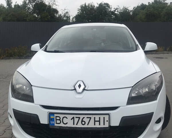 Рено Меган, объемом двигателя 1.5 л и пробегом 315 тыс. км за 7200 $, фото 1 на Automoto.ua