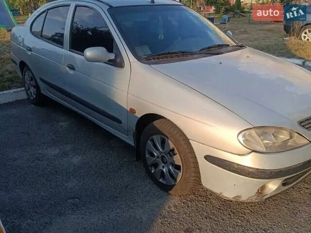 Рено Меган, объемом двигателя 1.4 л и пробегом 185 тыс. км за 1200 $, фото 1 на Automoto.ua