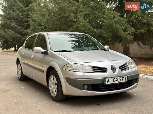 Рено Меган, объемом двигателя 1.6 л и пробегом 231 тыс. км за 4700 $, фото 1 на Automoto.ua