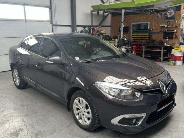 Рено Меган, объемом двигателя 0 л и пробегом 171 тыс. км за 8800 $, фото 1 на Automoto.ua