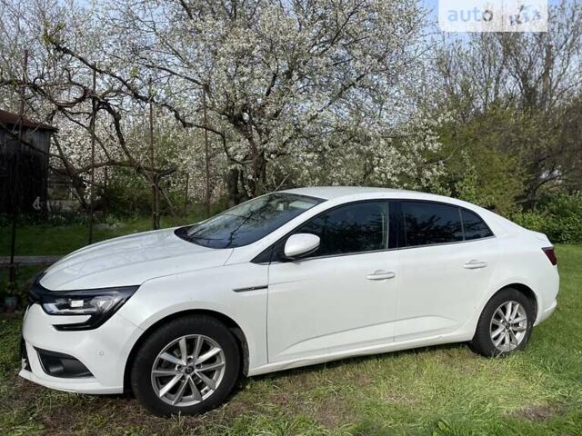 Рено Меган, объемом двигателя 1.46 л и пробегом 100 тыс. км за 15999 $, фото 1 на Automoto.ua