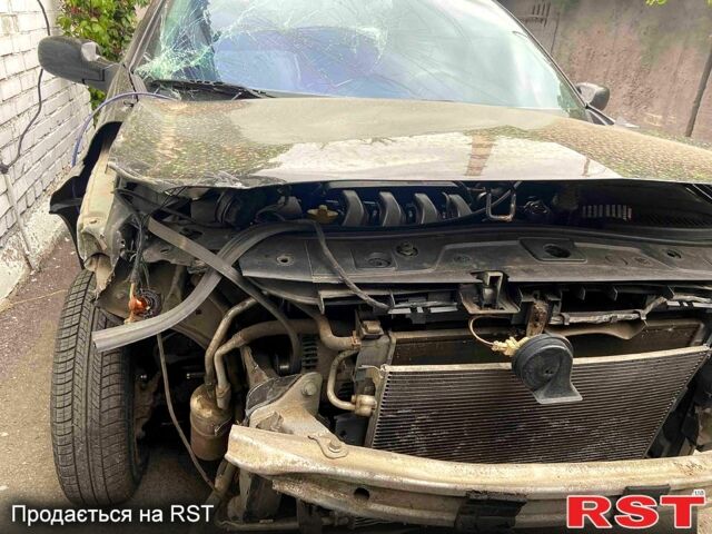 Рено Меган, объемом двигателя 1.6 л и пробегом 290 тыс. км за 2600 $, фото 1 на Automoto.ua