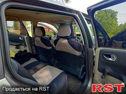 Рено Меган, объемом двигателя 1.6 л и пробегом 216 тыс. км за 4950 $, фото 1 на Automoto.ua