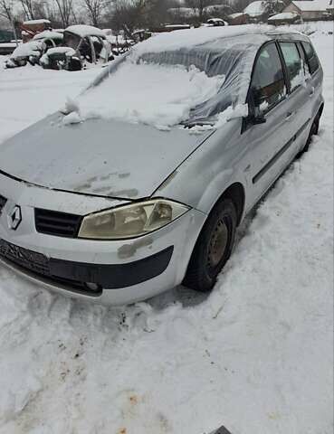 Рено Меган, объемом двигателя 1.6 л и пробегом 220 тыс. км за 1600 $, фото 1 на Automoto.ua