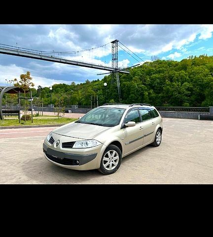 Рено Меган, об'ємом двигуна 1.6 л та пробігом 305 тис. км за 4800 $, фото 1 на Automoto.ua