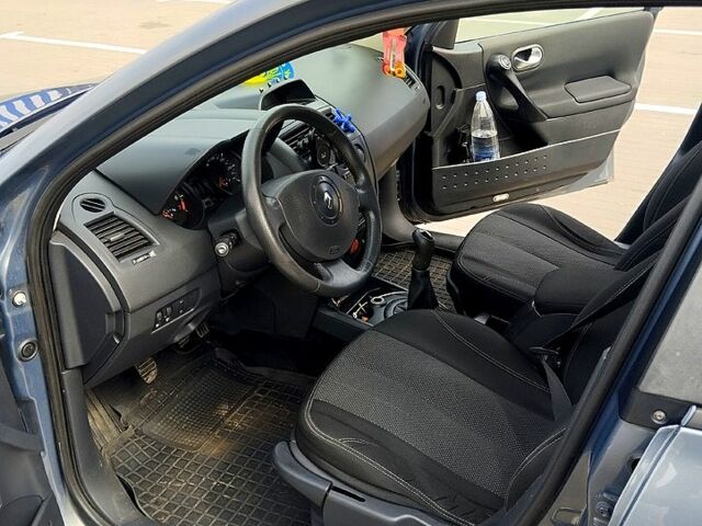 Рено Меган, объемом двигателя 1.6 л и пробегом 212 тыс. км за 4800 $, фото 1 на Automoto.ua