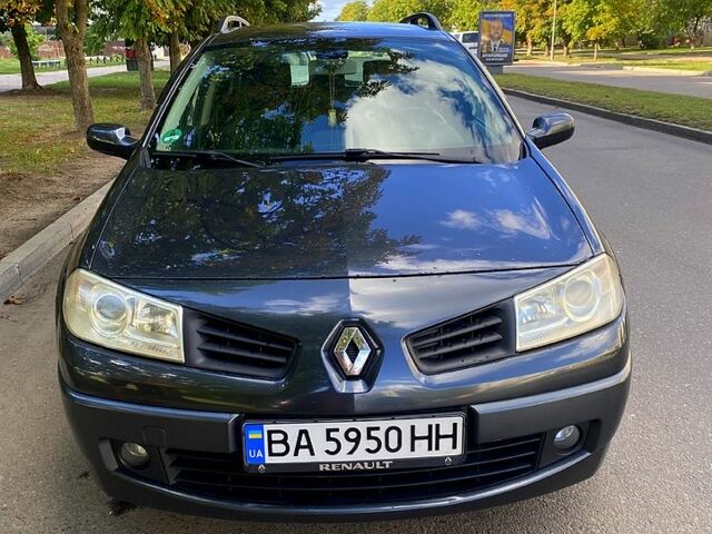 Рено Меган, объемом двигателя 1.6 л и пробегом 240 тыс. км за 5500 $, фото 1 на Automoto.ua