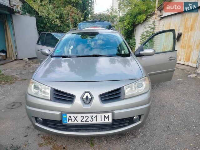 Рено Меган, объемом двигателя 1.6 л и пробегом 219 тыс. км за 4600 $, фото 1 на Automoto.ua