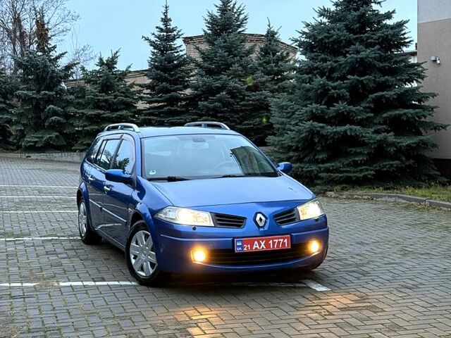 Рено Меган, объемом двигателя 1.6 л и пробегом 208 тыс. км за 5300 $, фото 1 на Automoto.ua