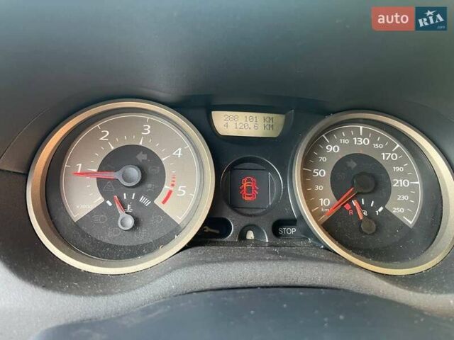 Рено Меган, объемом двигателя 0 л и пробегом 288 тыс. км за 6500 $, фото 1 на Automoto.ua