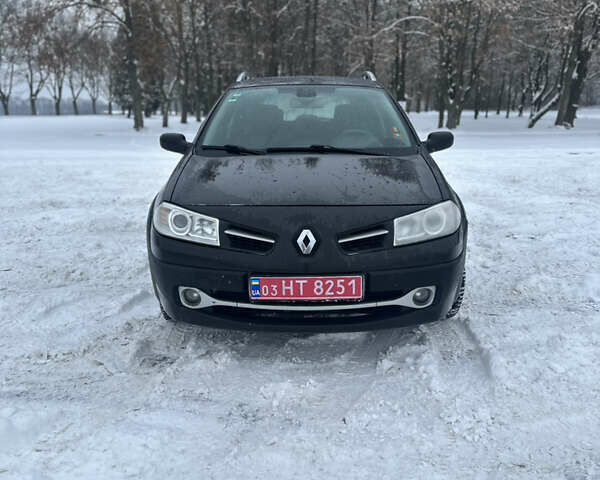 Рено Меган, объемом двигателя 1.6 л и пробегом 161 тыс. км за 5500 $, фото 1 на Automoto.ua