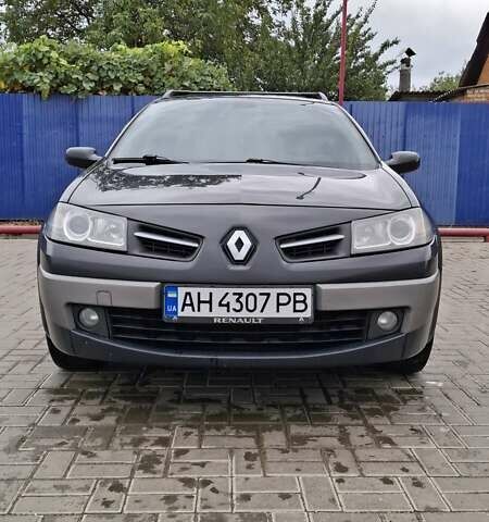 Рено Меган, объемом двигателя 1.6 л и пробегом 294 тыс. км за 5500 $, фото 1 на Automoto.ua