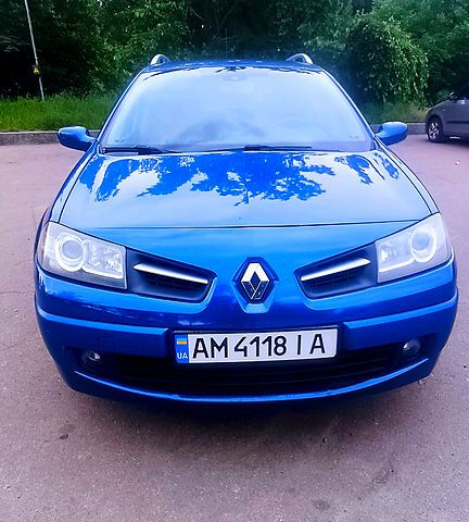 Рено Меган, объемом двигателя 1.6 л и пробегом 208 тыс. км за 5750 $, фото 1 на Automoto.ua