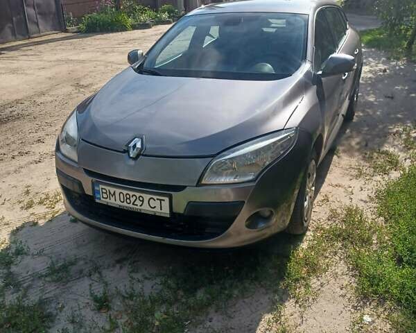 Рено Меган, объемом двигателя 1.5 л и пробегом 265 тыс. км за 6500 $, фото 1 на Automoto.ua