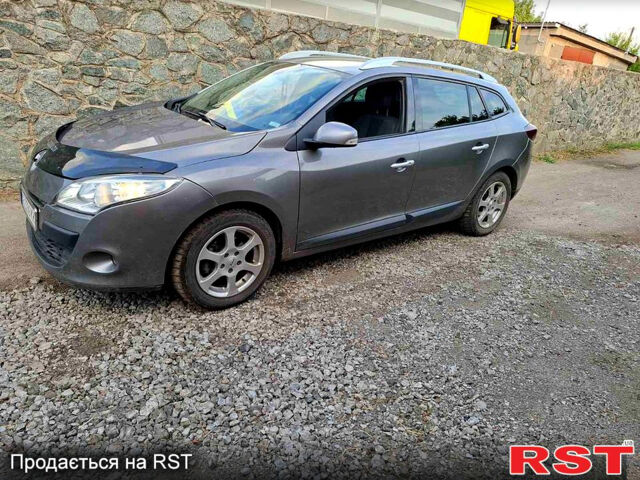 Рено Меган, объемом двигателя 1.4 л и пробегом 1000 тыс. км за 5800 $, фото 1 на Automoto.ua