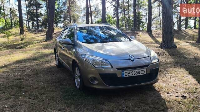Рено Меган, объемом двигателя 1.5 л и пробегом 224 тыс. км за 7500 $, фото 1 на Automoto.ua