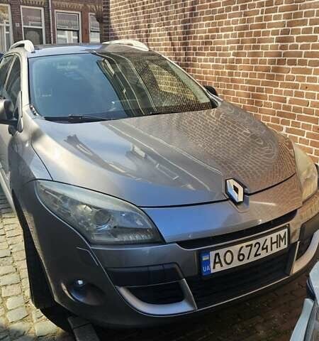Рено Меган, об'ємом двигуна 1.46 л та пробігом 316 тис. км за 7300 $, фото 1 на Automoto.ua