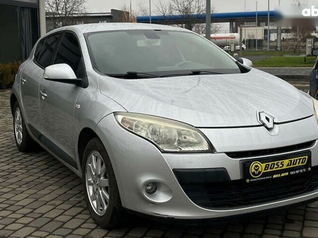 Рено Меган, объемом двигателя 1.5 л и пробегом 260 тыс. км за 7200 $, фото 1 на Automoto.ua