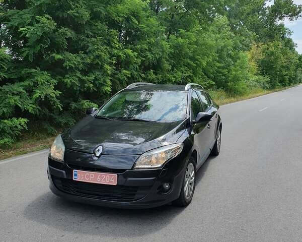 Рено Меган, объемом двигателя 1.5 л и пробегом 230 тыс. км за 7000 $, фото 1 на Automoto.ua