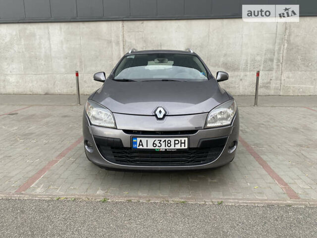 Рено Меган, объемом двигателя 1.46 л и пробегом 191 тыс. км за 6800 $, фото 1 на Automoto.ua