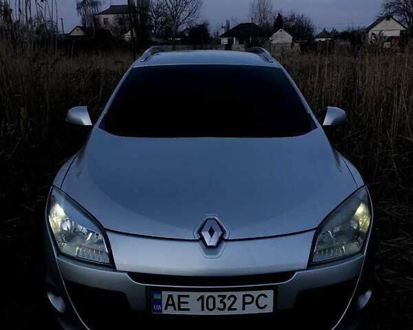 Рено Меган, объемом двигателя 1.5 л и пробегом 320 тыс. км за 7900 $, фото 1 на Automoto.ua