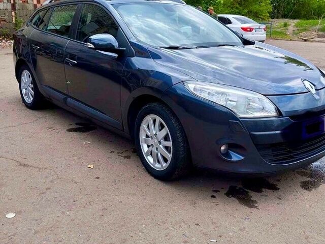 Рено Меган, объемом двигателя 1.9 л и пробегом 260 тыс. км за 7500 $, фото 1 на Automoto.ua