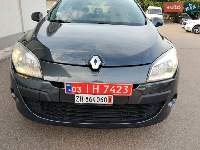 Рено Меган, объемом двигателя 2 л и пробегом 217 тыс. км за 6599 $, фото 1 на Automoto.ua