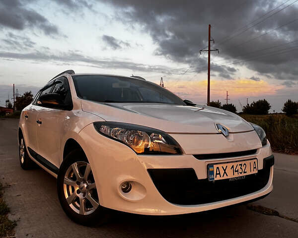 Рено Меган, объемом двигателя 1.46 л и пробегом 186 тыс. км за 7500 $, фото 1 на Automoto.ua