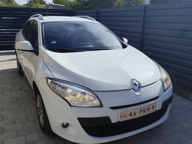 Рено Меган, объемом двигателя 1.6 л и пробегом 290 тыс. км за 5400 $, фото 1 на Automoto.ua