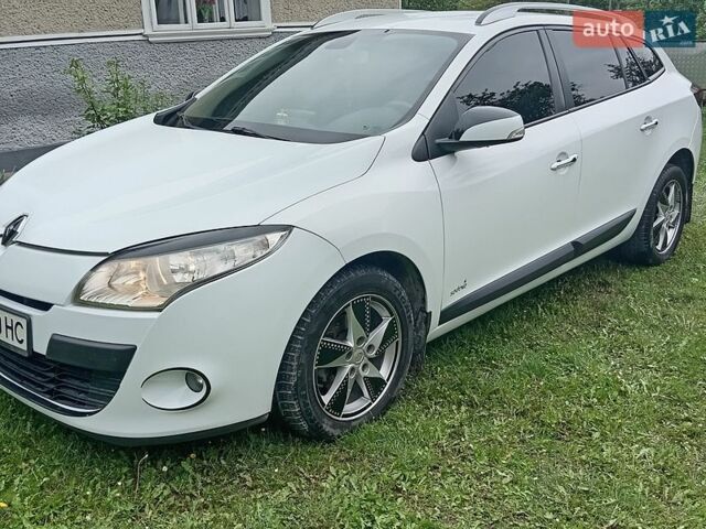 Рено Меган, объемом двигателя 1.46 л и пробегом 278 тыс. км за 7400 $, фото 1 на Automoto.ua