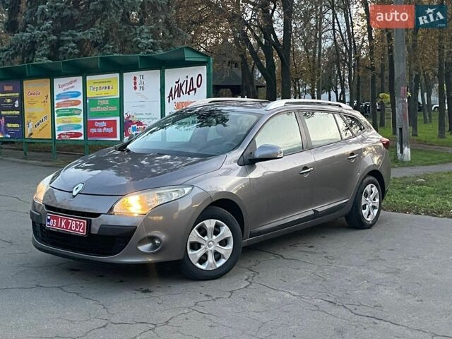 Рено Меган, об'ємом двигуна 1.6 л та пробігом 186 тис. км за 7000 $, фото 1 на Automoto.ua
