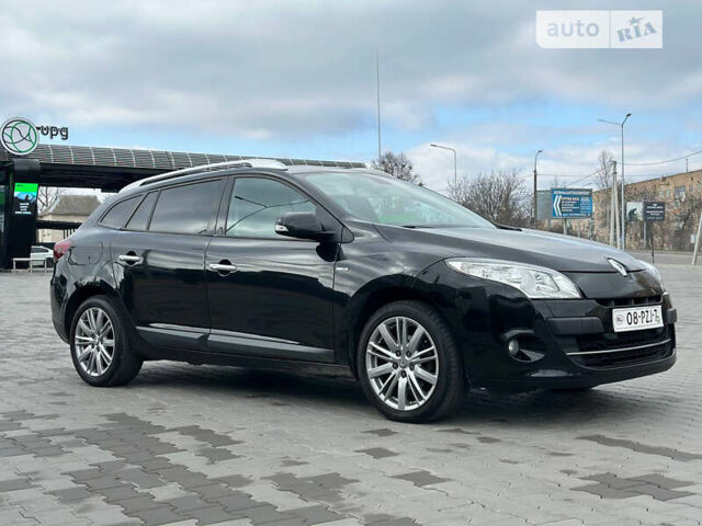 Рено Меган, объемом двигателя 1.46 л и пробегом 235 тыс. км за 8499 $, фото 1 на Automoto.ua