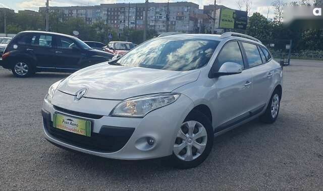 Рено Меган, объемом двигателя 1.5 л и пробегом 249 тыс. км за 7300 $, фото 1 на Automoto.ua