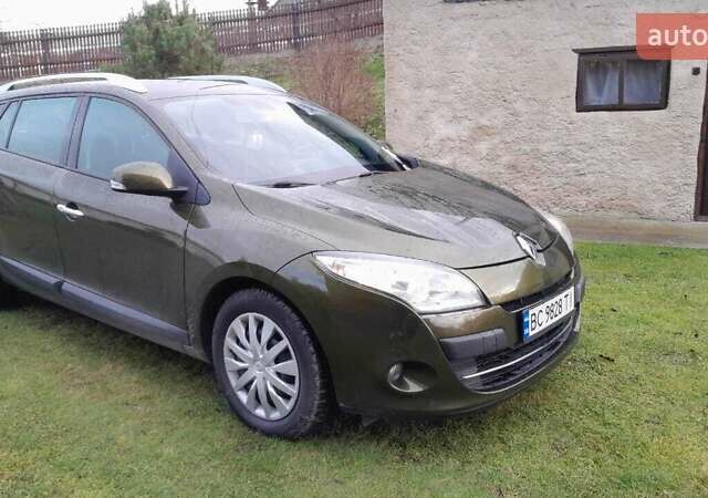 Рено Меган, объемом двигателя 1.46 л и пробегом 139 тыс. км за 7100 $, фото 1 на Automoto.ua