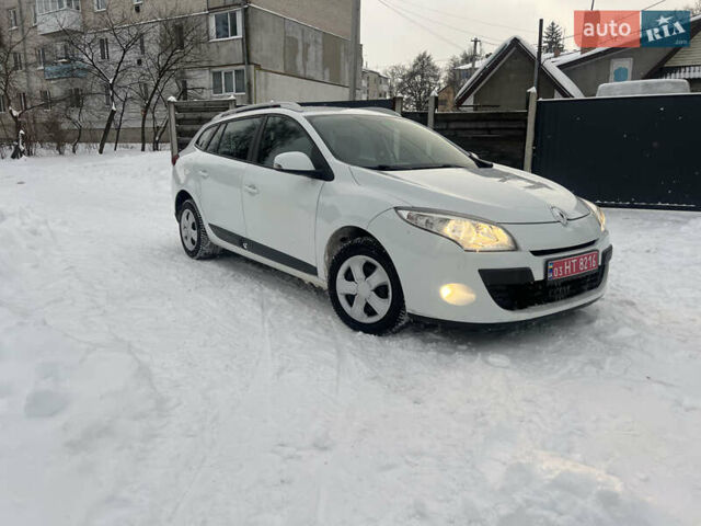Рено Меган, объемом двигателя 1.5 л и пробегом 224 тыс. км за 7999 $, фото 1 на Automoto.ua