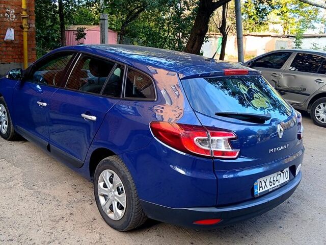 Рено Меган, объемом двигателя 1.6 л и пробегом 265 тыс. км за 5900 $, фото 1 на Automoto.ua